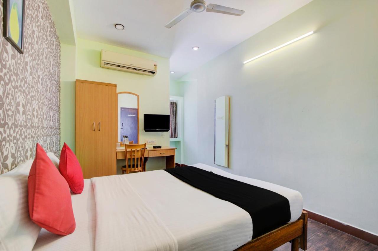 Oyo Flagship Amutha Residency Hotel Ченай Екстериор снимка