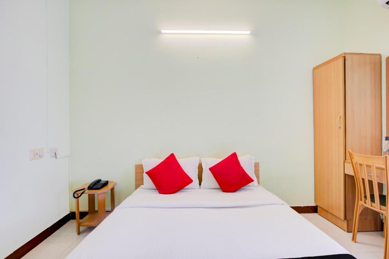 Oyo Flagship Amutha Residency Hotel Ченай Екстериор снимка