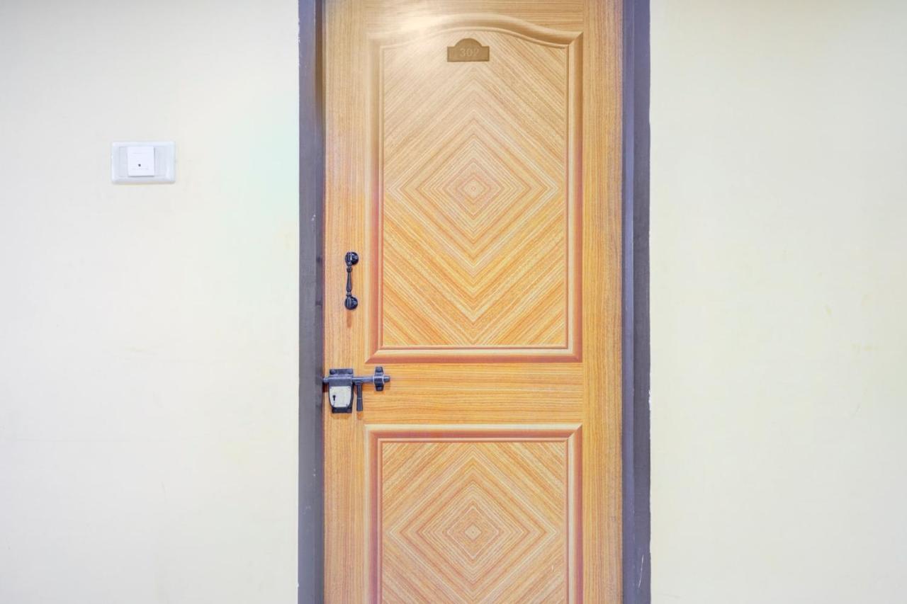 Oyo Flagship Amutha Residency Hotel Ченай Екстериор снимка