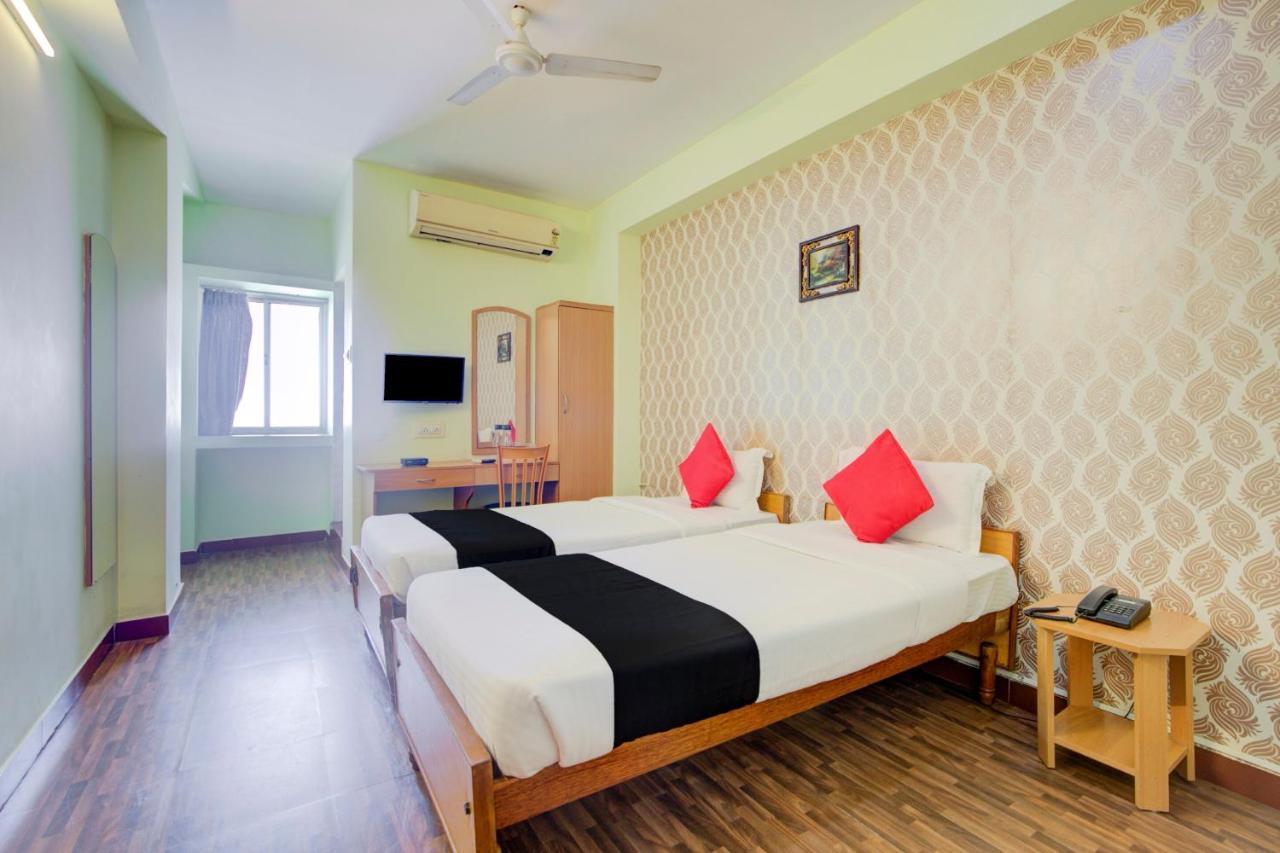 Oyo Flagship Amutha Residency Hotel Ченай Екстериор снимка